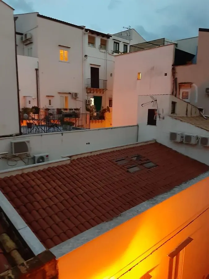 アパート ホテルCasa Del Romito パレルモ イタリア